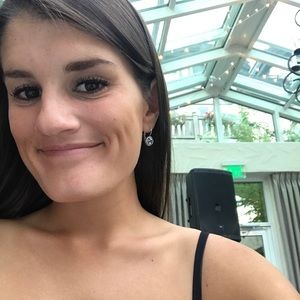 Meet your Posher, Melanie